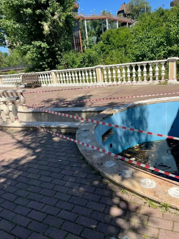 Очередная выходка вандалов в ПКиО «Зеленый остров» Очередная выходка вандалов в ПКиО «Зеленый остров»