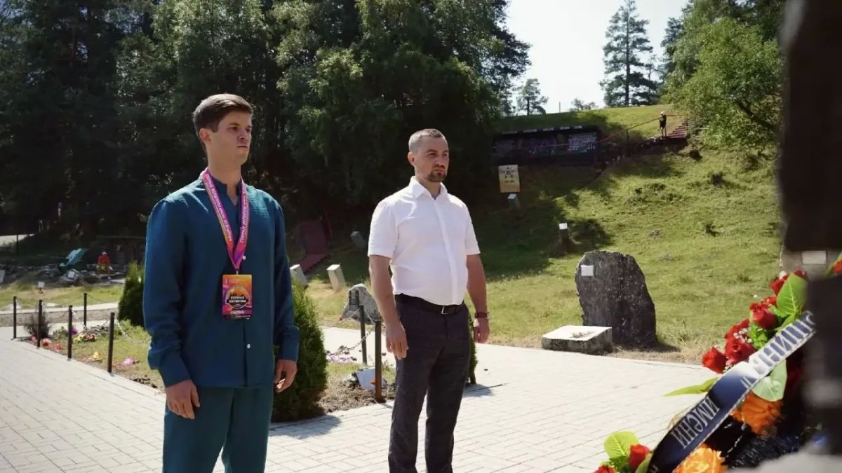 В поселке Архыз завершился XXXV Всероссийский фестиваль авторской песни «Горные вершины» имени Юрия Визбора В поселке Архыз завершился XXXV Всероссийский фестиваль авторской песни «Горные вершины» имени Юрия Визбора