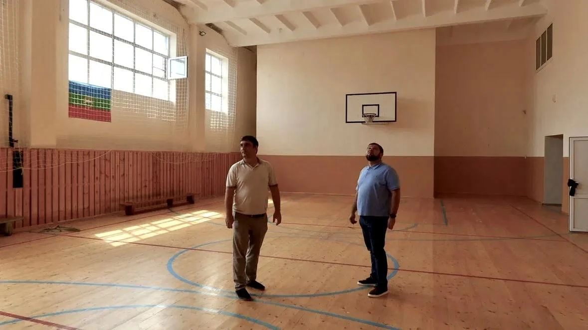 В Черкесске продолжается приёмка 40 образовательных организаций В Черкесске продолжается приёмка 40 образовательных организаций