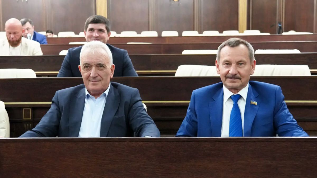 В Парламенте КЧР состоялась экстренная 26 сессия VII созыва В Парламенте КЧР состоялась экстренная 26 сессия VII созыва