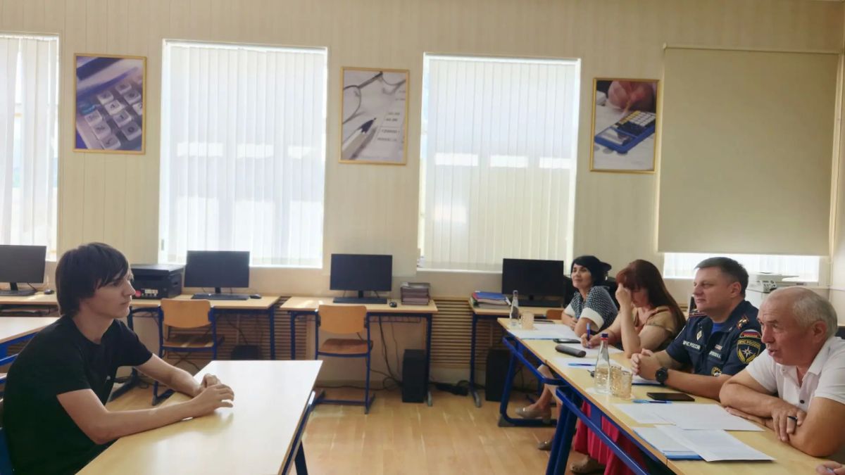 Сотрудники МЧС России приняли участие в проведении вступительных испытаний для абитуриентов Сотрудники МЧС России приняли участие в проведении вступительных испытаний для абитуриентов
