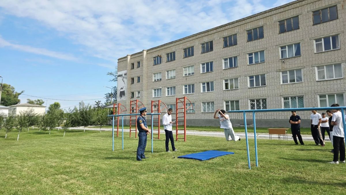 Сотрудники МЧС России приняли участие в проведении вступительных испытаний для абитуриентов Сотрудники МЧС России приняли участие в проведении вступительных испытаний для абитуриентов