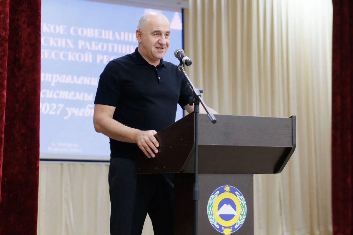 Рашид Темрезов: Сегодня работаем в Абазинском районе Рашид Темрезов: Сегодня работаем в Абазинском районе