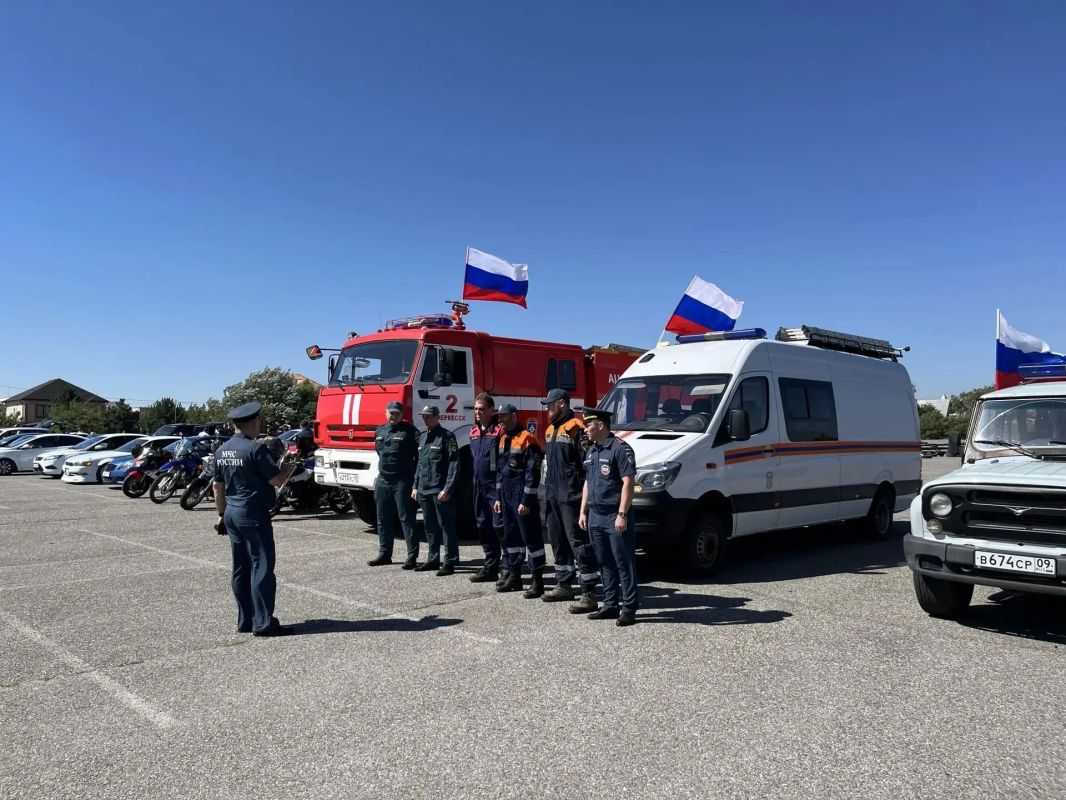 22 августа по всей стране отмечается День Государственного флага Российской Федерации 22 августа по всей стране отмечается День Государственного флага Российской Федерации