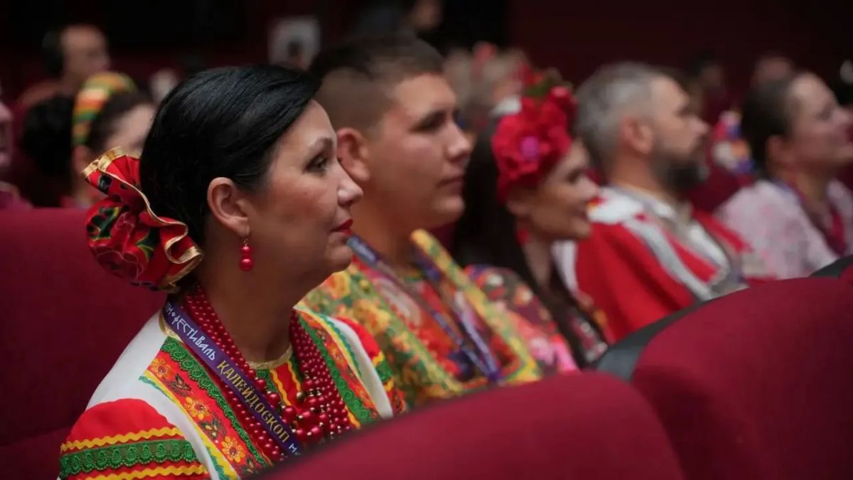 Рашид Темрезов: В КарачаевоЧеркесии прошел межрегиональный этнофестиваль «Калейдоскоп народов Кавказа», приуроченный Году единства народов России Рашид Темрезов: В КарачаевоЧеркесии прошел межрегиональный этнофестиваль «Калейдоскоп народов Кавказа», приуроченный Году единства народов России