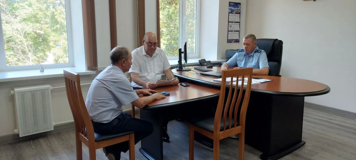 Прокурорами проведены тематические приемы граждан Прокурорами проведены тематические приемы граждан