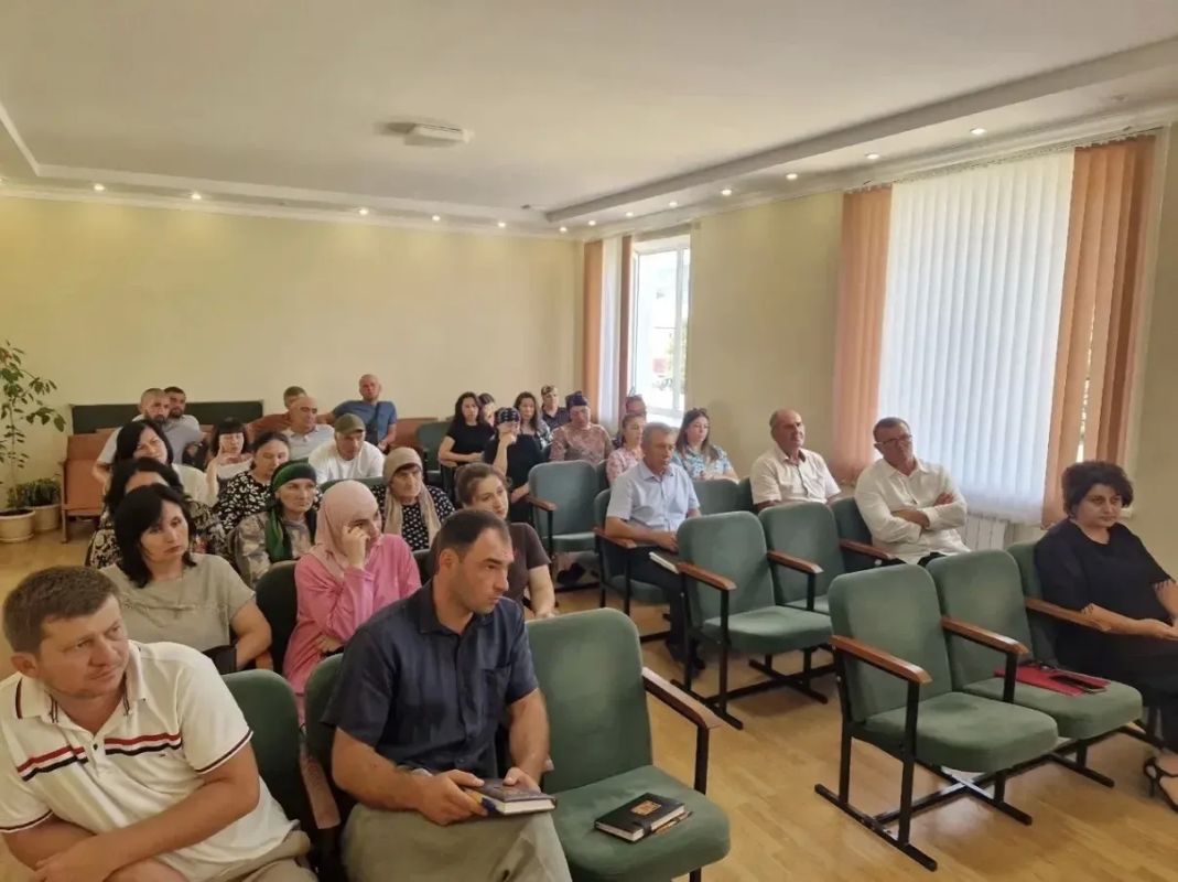 Прокурорами проведены тематические приемы граждан Прокурорами проведены тематические приемы граждан
