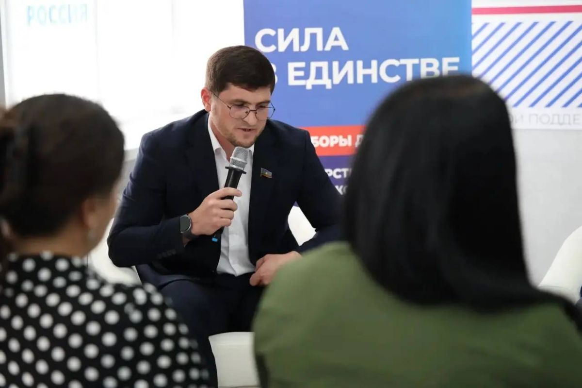 Поддержка героев и их семей: в Черкесске обсудили меры помощи ветеранам СВО и близким бойцов Поддержка героев и их семей: в Черкесске обсудили меры помощи ветеранам СВО и близким бойцов