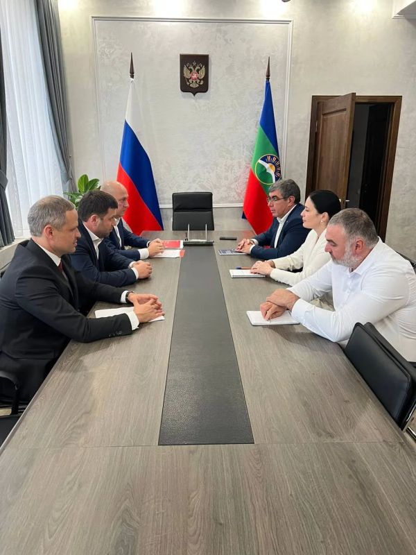 На площадке регионального Министерства финансов прошла рабочая встреча, посвященная цифровому рублю На площадке регионального Министерства финансов прошла рабочая встреча, посвященная цифровому рублю