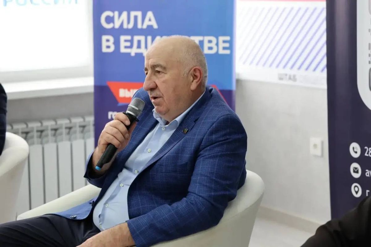 Поддержка героев и их семей: в Черкесске обсудили меры помощи ветеранам СВО и близким бойцов Поддержка героев и их семей: в Черкесске обсудили меры помощи ветеранам СВО и близким бойцов