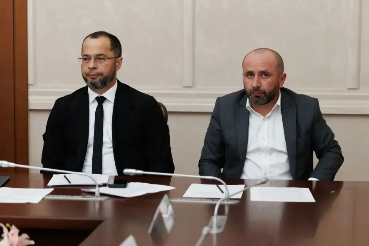 Председатель Правительства Карачаево-Черкесии Мурат Аргунов провел совещание по вопросу ликвидации стихийных мест несанкционированного размещения отходов на территории городских округов и муниципальных районов республики Председатель Правительства Карачаево-Черкесии Мурат Аргунов провел совещание по вопросу ликвидации стихийных мест несанкционированного размещения отходов на территории городских округов и муниципальных районов республики