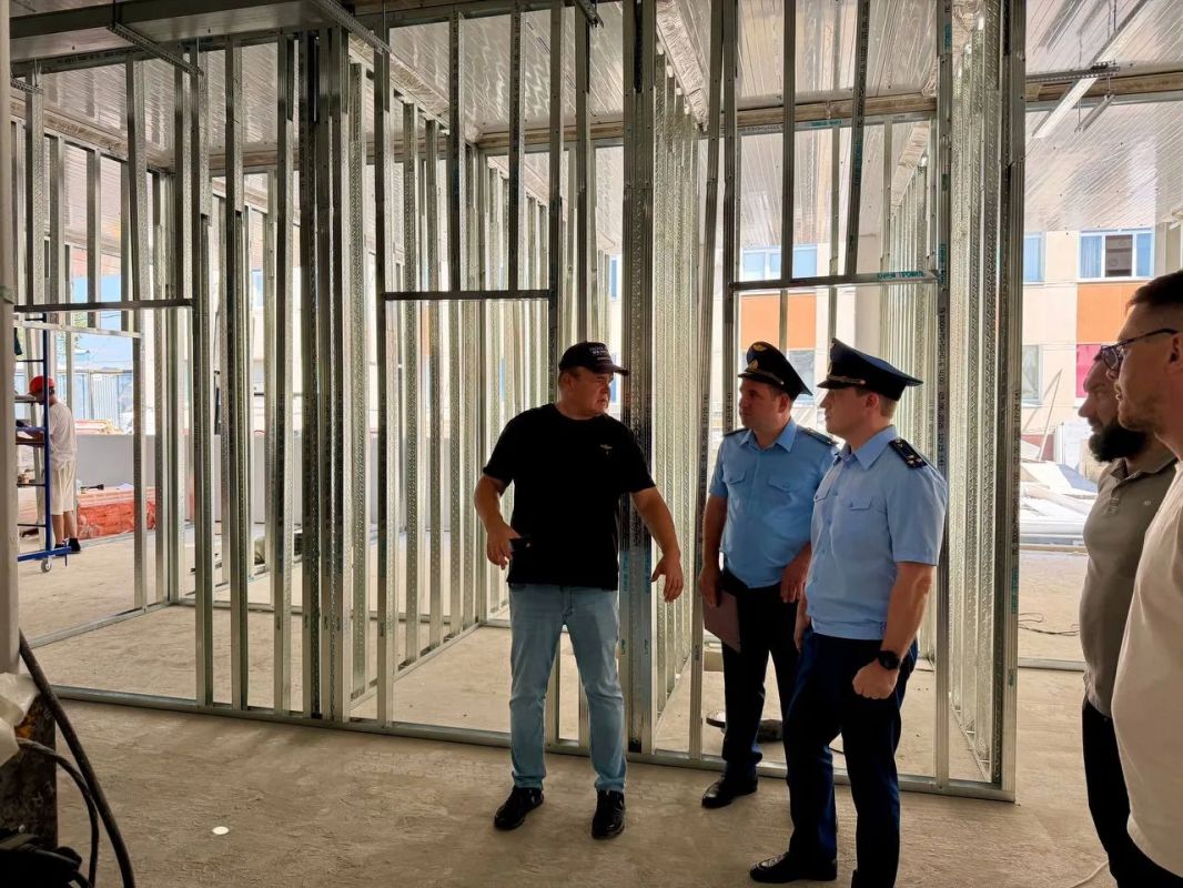Руководством прокуратуры республиканской столицы проведена выездная проверка хода возведения объекта в рамках национального проекта Руководством прокуратуры республиканской столицы проведена выездная проверка хода возведения объекта в рамках национального проекта