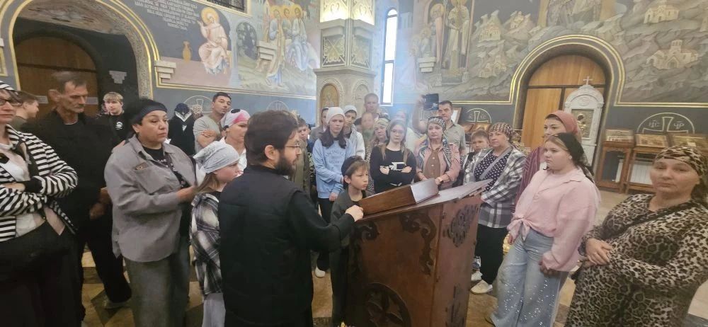 Семьи участников СВО из Карачаево-Черкесии совершили поездку в республику Северная Осетия-Алания Семьи участников СВО из Карачаево-Черкесии совершили поездку в республику Северная Осетия-Алания