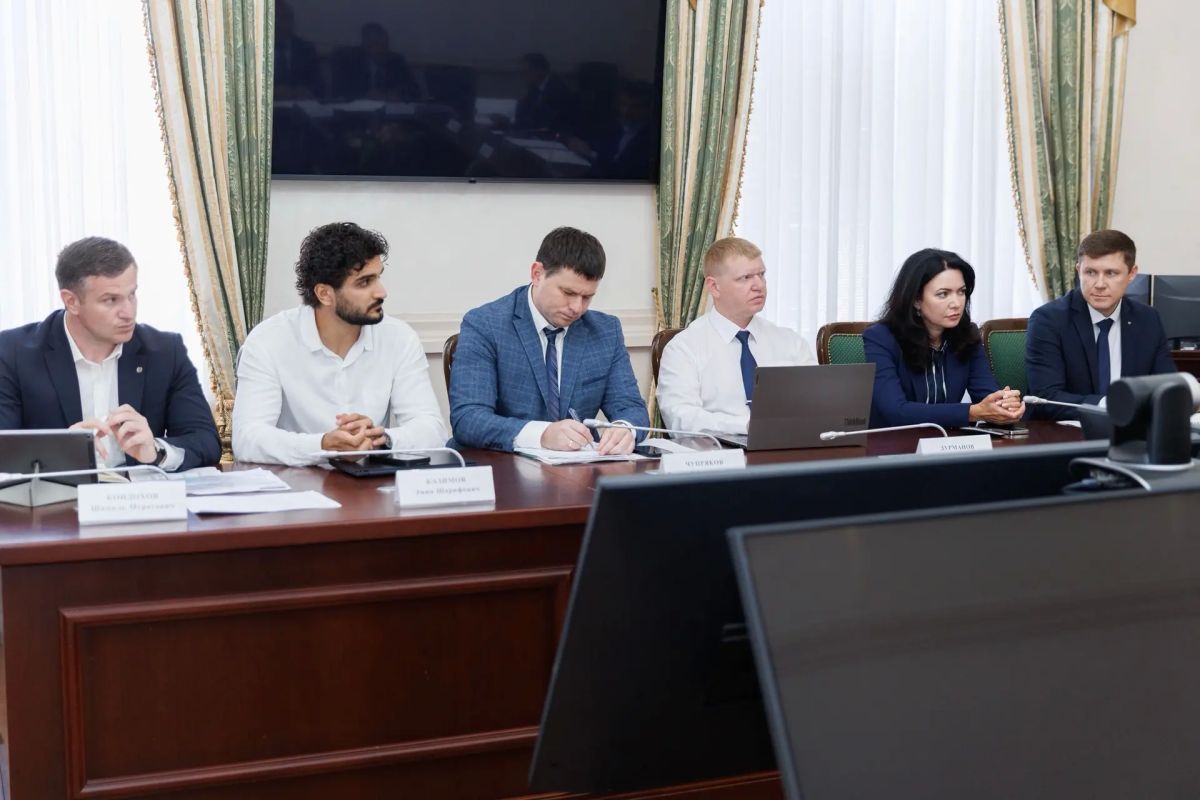 Сегодня состоялась рабочая встреча членов Правительства КарачаевоЧеркесской Республики под руководством премьерминистра Мурата Олеговича Аргунова с представителями КарачаевоЧеркесского отделения Сбербанка России Сегодня состоялась рабочая встреча членов Правительства КарачаевоЧеркесской Республики под руководством премьерминистра Мурата Олеговича Аргунова с представителями КарачаевоЧеркесского отделения Сбербанка России