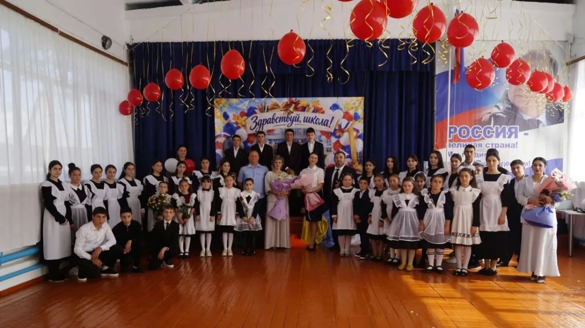 Торжественные школьные мероприятия с участием прокуроров состоялись в городах и районах республики Торжественные школьные мероприятия с участием прокуроров состоялись в городах и районах республики