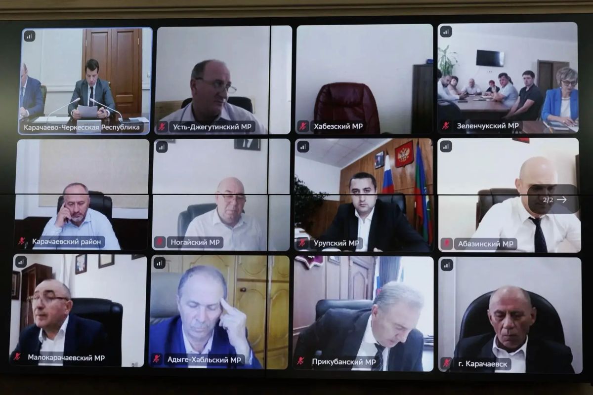 Под председательством премьер-министра Правительства КЧР Мурата Аргунова прошло совещание по повышению эффективности системы обращения с твёрдыми коммунальными отходами на территории республики Под председательством премьер-министра Правительства КЧР Мурата Аргунова прошло совещание по повышению эффективности системы обращения с твёрдыми коммунальными отходами на территории республики