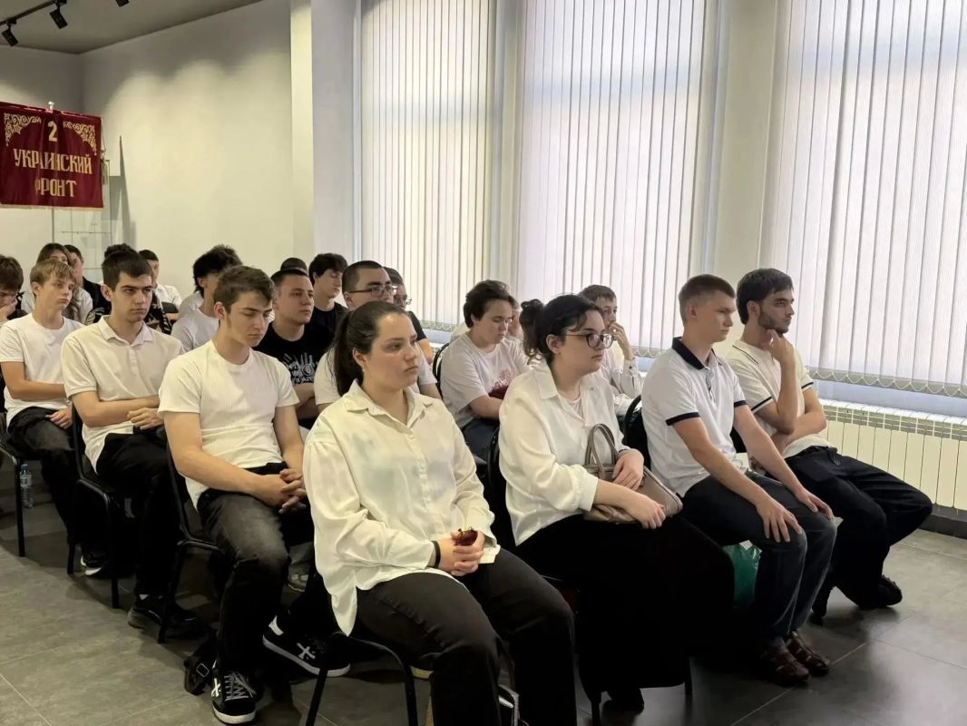 В День окончания Второй мировой войны студентам Черкесска показали фильм о Дальневосточной Победе В День окончания Второй мировой войны студентам Черкесска показали фильм о Дальневосточной Победе