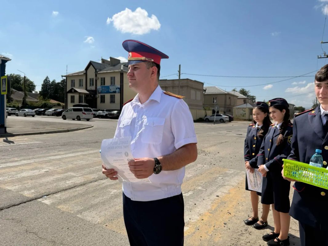 В День солидарности в борьбе с терроризмом представители регионального следственного управления провели для кадетов тематические мероприятия В День солидарности в борьбе с терроризмом представители регионального следственного управления провели для кадетов тематические мероприятия