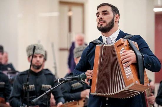 На всесезонном курорте Архыз в Карачаево-Черкесии 12 сентября состоится Всероссийский фестиваль-конкурс «Звучит гармонь над Приэльбрусьем»