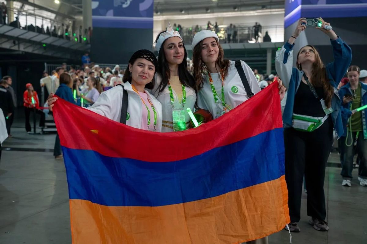 Делегация Карачаево-Черкесии на Международном фестивале молодежи!