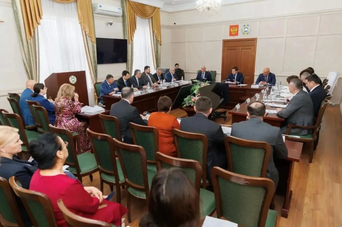 Правительство КЧР утвердило перечень опасных инвазивных растений Правительство КЧР утвердило перечень опасных инвазивных растений