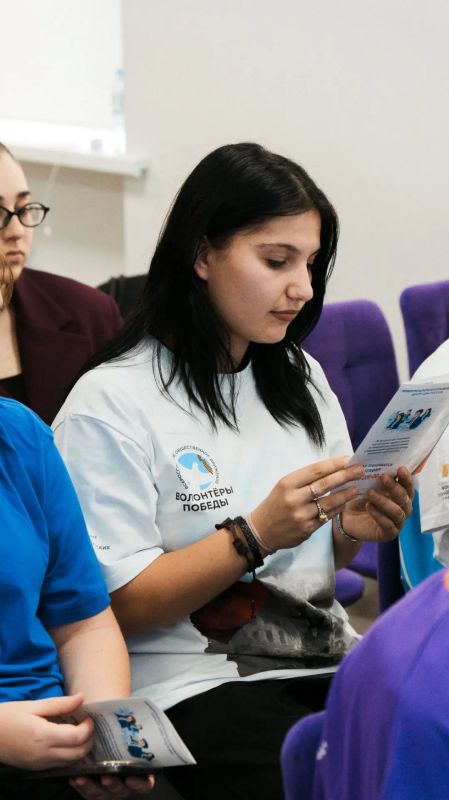 ИЗБИРАТЕЛЬНАЯ КОМИССИЯ КЧР ПРОВЕЛА ОБУЧЕНИЕ ДЛЯ ВОЛОНТЕРОВ ИЗБИРАТЕЛЬНАЯ КОМИССИЯ КЧР ПРОВЕЛА ОБУЧЕНИЕ ДЛЯ ВОЛОНТЕРОВ