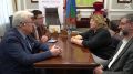 В первый день голосования на выборах депутатов Государственной Думы РФ республиканскую столицу посетил известный правозащитник, член Совета при Президенте РФ по развитию гражданского общества и правам человека Владимир...