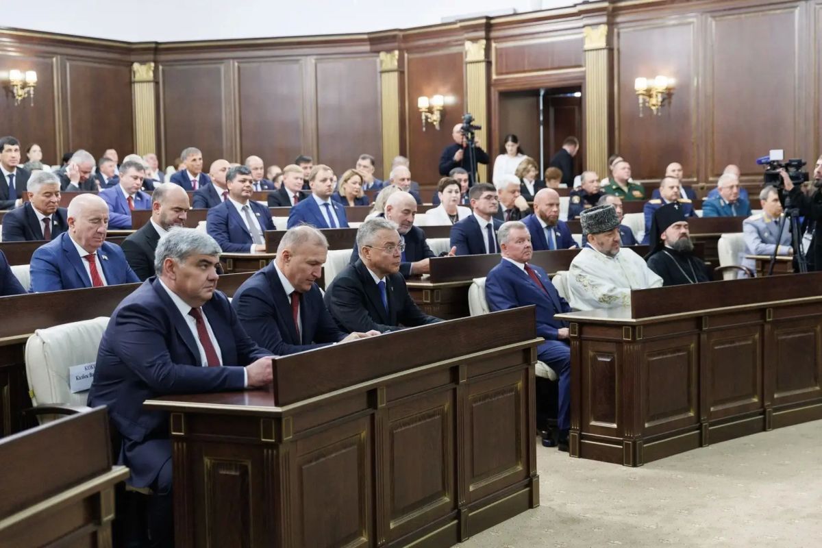 Избран Глава Карачаево-Черкесской Республики Избран Глава Карачаево-Черкесской Республики