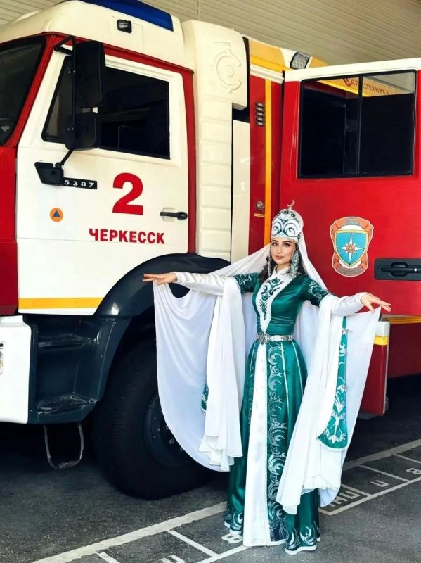 В Карачаево-Черкесии подведены итоги первого этапа фотоконкурса «В узорах народных — характер героев» В Карачаево-Черкесии подведены итоги первого этапа фотоконкурса «В узорах народных — характер героев»