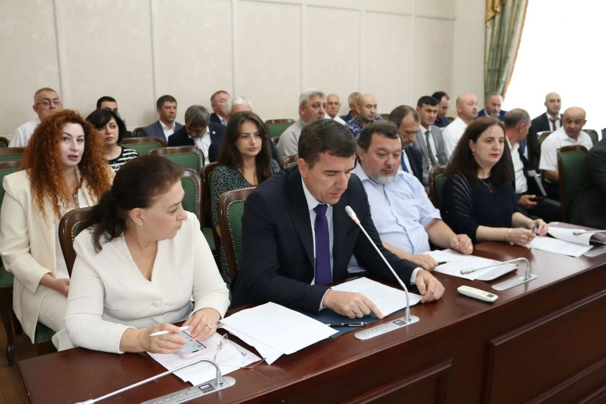 В Черкесске прошло заседание Комиссии по предупреждению и ликвидации чрезвычайных ситуаций и обеспечению пожарной безопасности КЧР В Черкесске прошло заседание Комиссии по предупреждению и ликвидации чрезвычайных ситуаций и обеспечению пожарной безопасности КЧР
