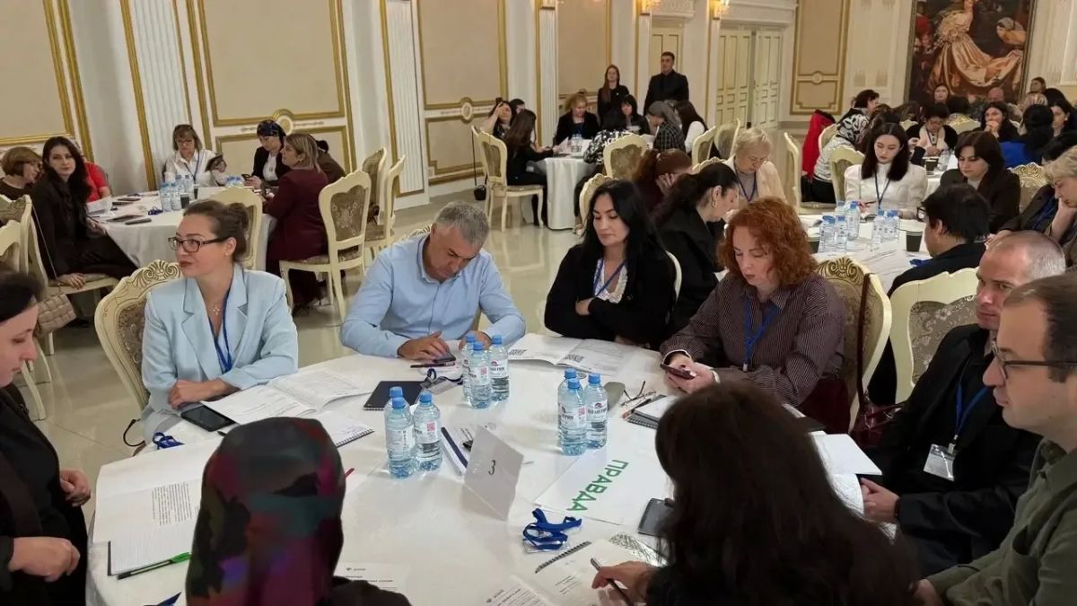 В Черкесске прошел семинар для сотрудников социальных служб и организаций республики, работающих с участниками СВО и их семьями В Черкесске прошел семинар для сотрудников социальных служб и организаций республики, работающих с участниками СВО и их семьями