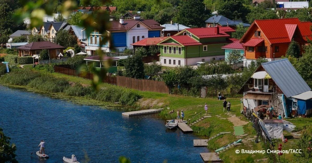 Аренда домов осенью среди популярных регионов России сильнее всего подорожала во Владимирской области и Карачаево-Черкесии — на 13% и 12% соответственно