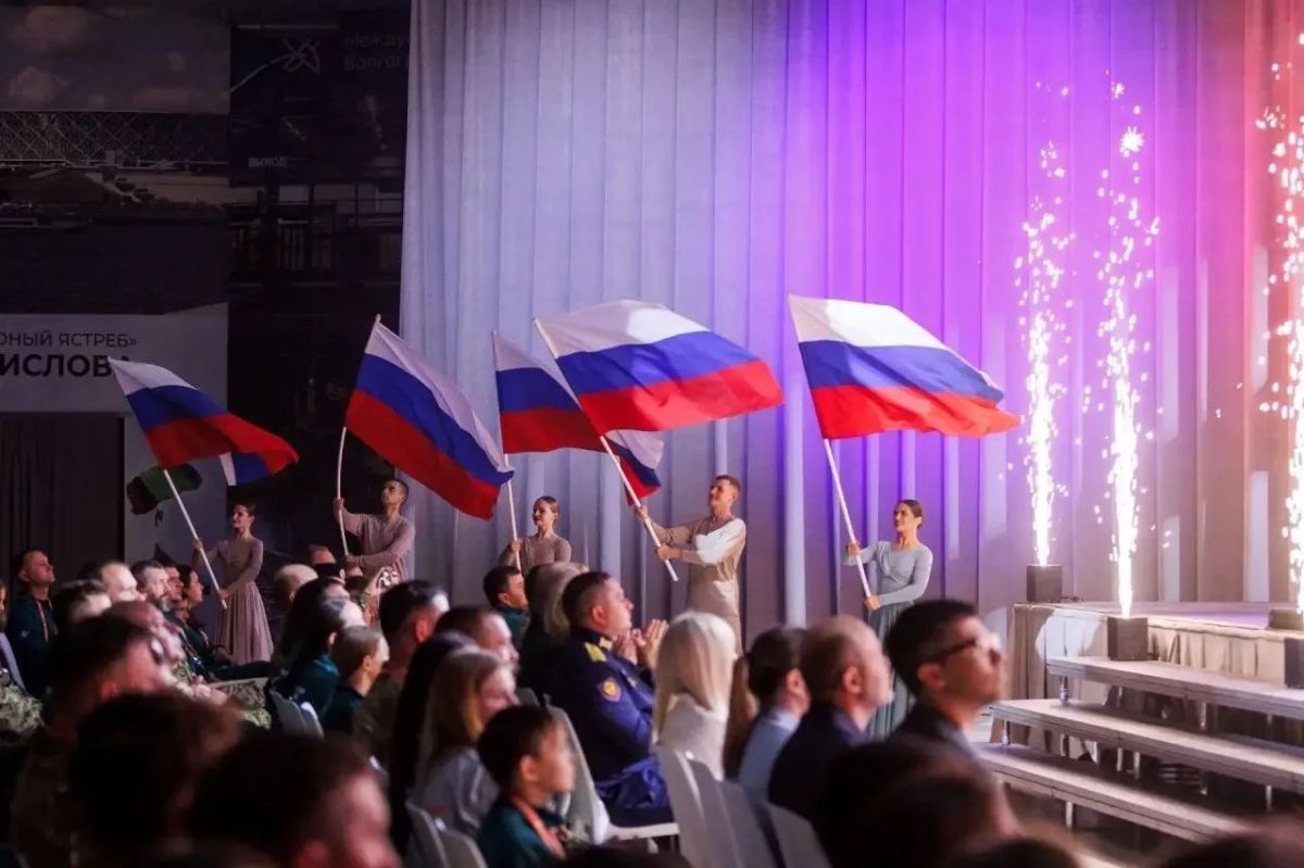 В Волгоградской области завершился финал Всероссийской игры «Семейная зарница» В Волгоградской области завершился финал Всероссийской игры «Семейная зарница»