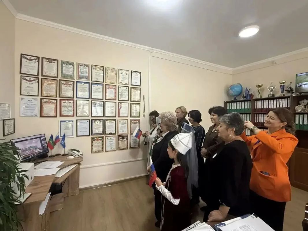 Телемост дружбы: Навеки с Россией Телемост дружбы: Навеки с Россией
