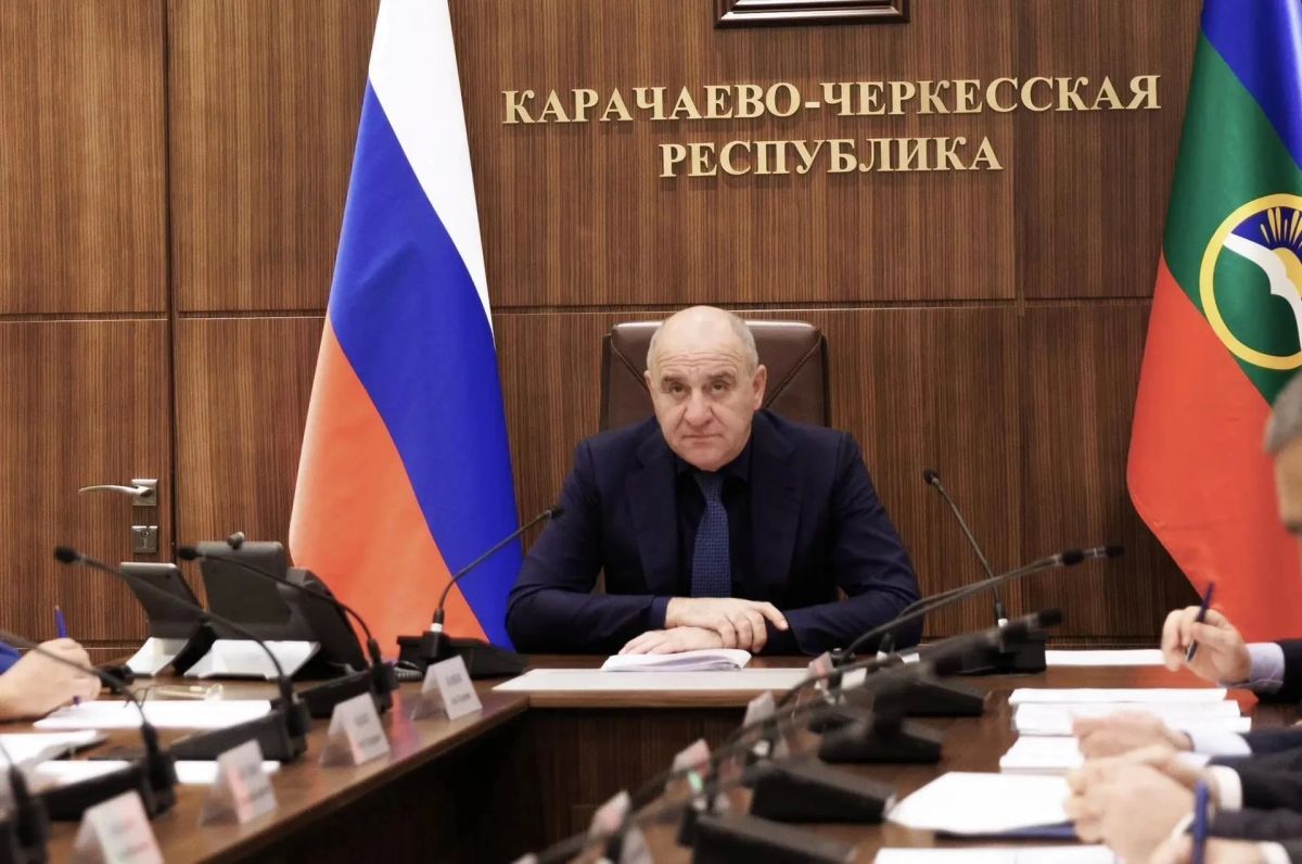 Рашид Темрезов принял участие в совещании по безопасности и правопорядку в СКФО Рашид Темрезов принял участие в совещании по безопасности и правопорядку в СКФО