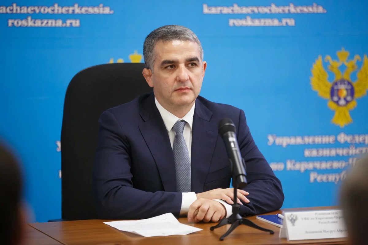 Рашид Темрезов: Первый замруководителя Федерального казначейства Эли Исаев и замруководителя казначейства России Александр Суконкин представили сегодня нового руководителя Управления Федерального казначейства по... Рашид Темрезов: Первый замруководителя Федерального казначейства Эли Исаев и замруководителя казначейства России Александр Суконкин представили сегодня нового руководителя Управления Федерального казначейства по...