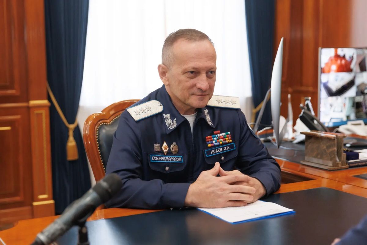 Рашид Темрезов: Сегодня в Карачаево-Черкесию с рабочей поездкой прибыл первый заместитель руководителя Федерального казначейства Эли Абубакарович Исаев Рашид Темрезов: Сегодня в Карачаево-Черкесию с рабочей поездкой прибыл первый заместитель руководителя Федерального казначейства Эли Абубакарович Исаев