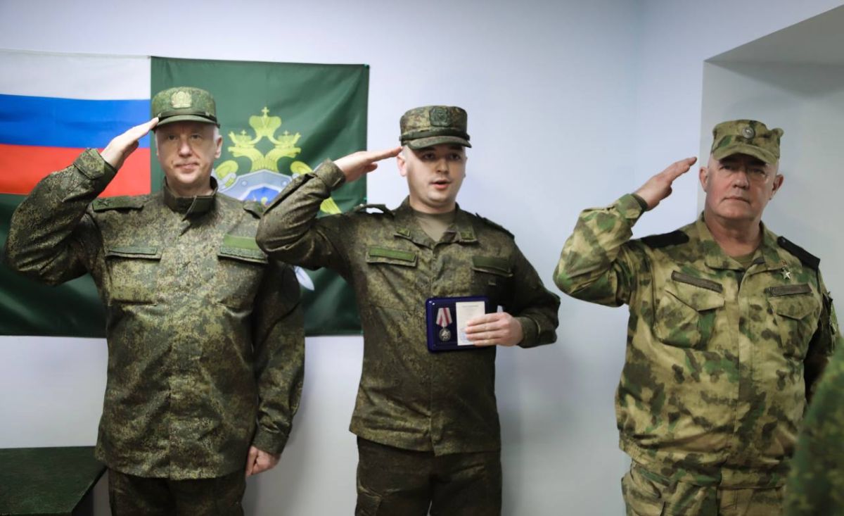 Председатель Следственного комитета России А.И. Бастрыкин провел совещание в Донецке Председатель Следственного комитета России А.И. Бастрыкин провел совещание в Донецке