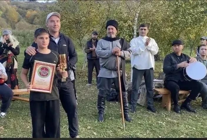 В Инжич-Чукуне прошла этнокультурная квест-игра «Гонцы за знаниями» В Инжич-Чукуне прошла этнокультурная квест-игра «Гонцы за знаниями»