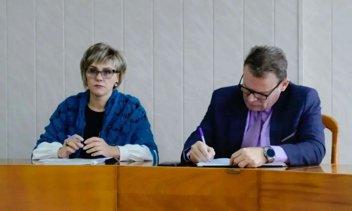 Начальником Межмуниципального отдела МВД России «Зеленчукский» Ковалевым Евгением совместно с начальником ОГИБДД Койчуевым Радмиром была проведена встреча с главой администрации Зеленчукского района и главами сельских... Начальником Межмуниципального отдела МВД России «Зеленчукский» Ковалевым Евгением совместно с начальником ОГИБДД Койчуевым Радмиром была проведена встреча с главой администрации Зеленчукского района и главами сельских...