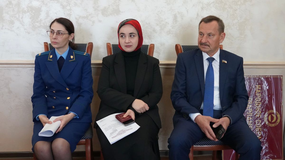 На заседании Комитета по законодательству обсудили дополнительные вопросы в повестку сессии На заседании Комитета по законодательству обсудили дополнительные вопросы в повестку сессии
