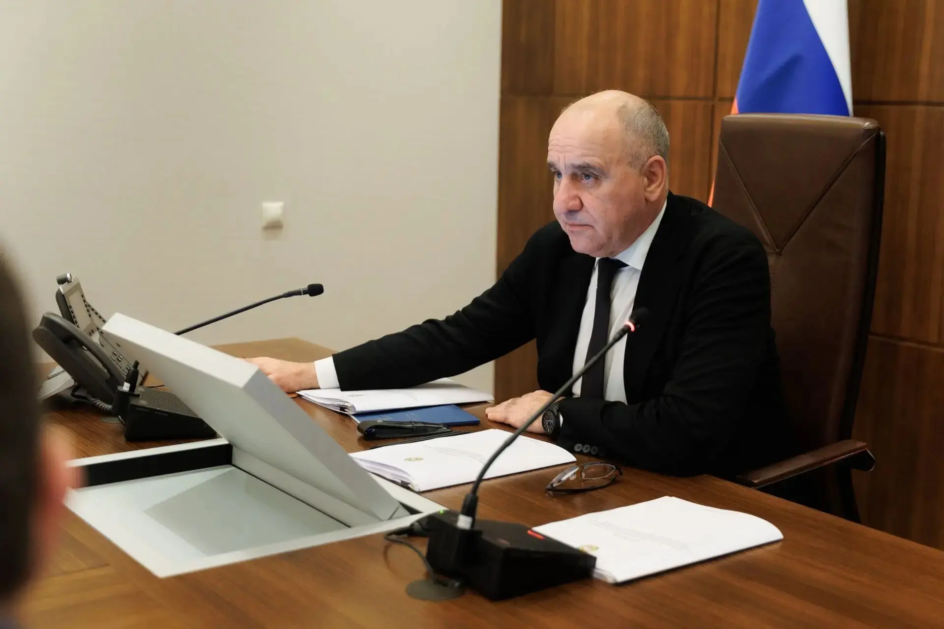 Рашид Темрезов: Провел заседание антитеррористической комиссии в Карачаево-Черкесской Республике с участием глав муниципальных районов